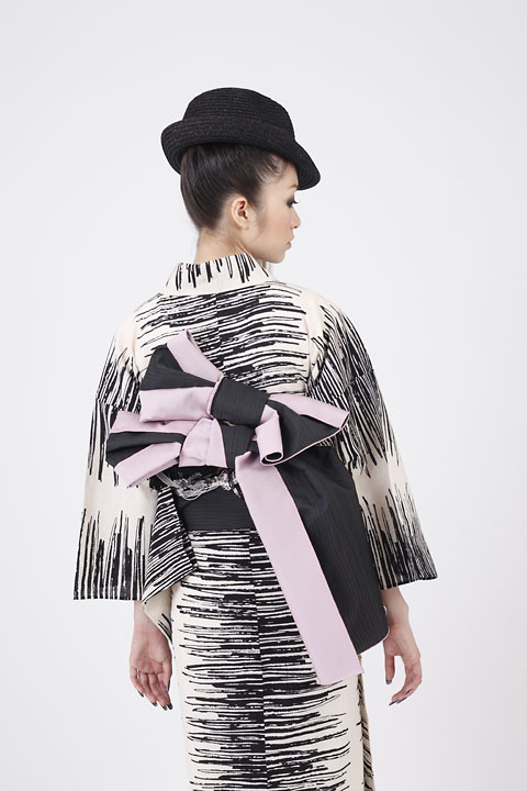 モード:帯後姿 モード:帯後姿